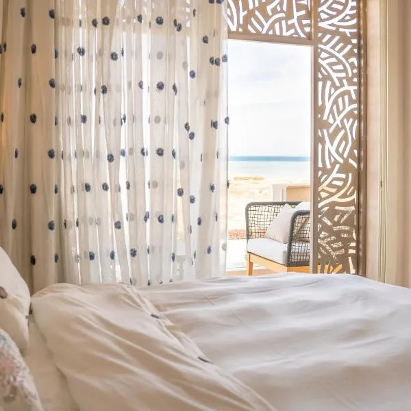 Mangroovy Seafront condo - Great Kite Surfing, hotel en Hurghada