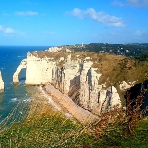 Chalet Nature à 10 minutes d'Etretat, hotel v destinácii Fongueusemare