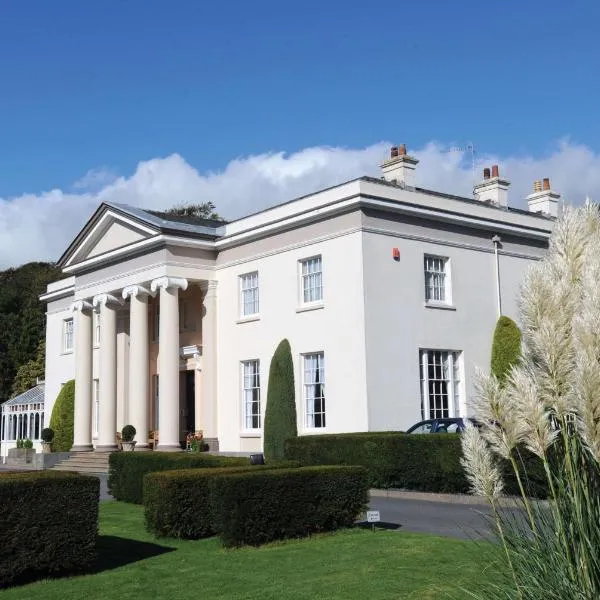 ベストウェスタン ランフィ コート ホテル ＆ スパ（Best Western Lamphey Court Hotel and Spa）、Lampheyのホテル
