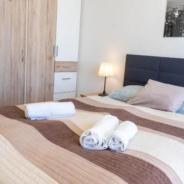 Seaforth Apartment, khách sạn ở Siófok