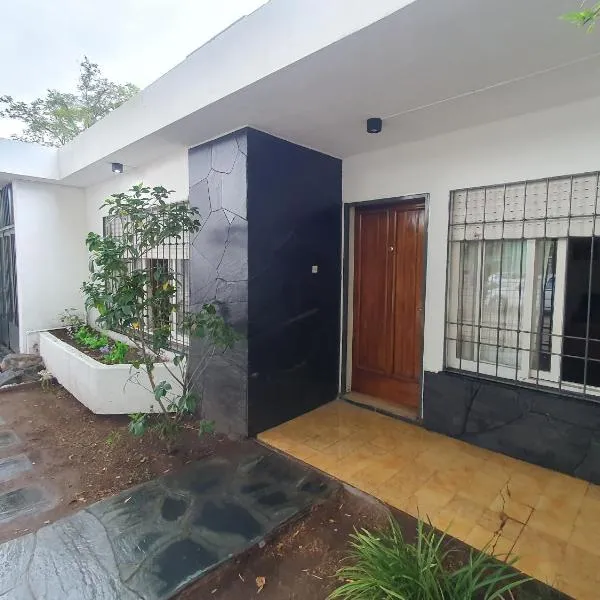 Casa completa en el mejor lugar de Carrodilla, hotel v destinaci Ciudad Lujan de Cuyo