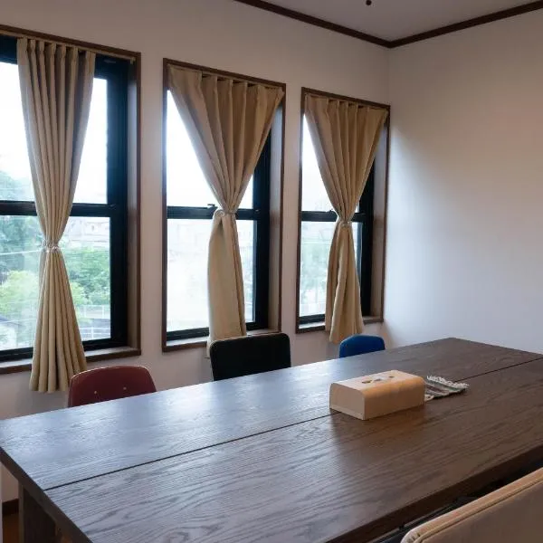 民泊施設めぐるみ, hotel in Kofu
