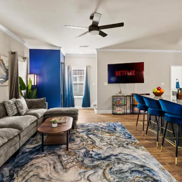 Cozy & Spacious 2 King Beds Near UGA & Downtown, hotel v destinaci Athens