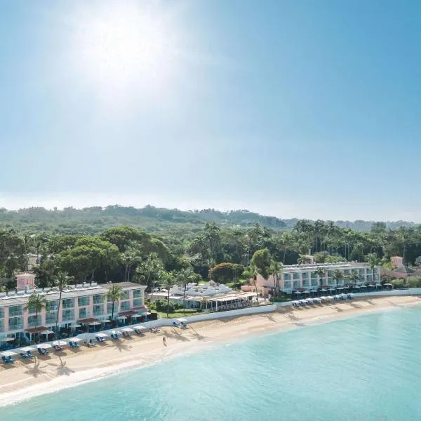 Fairmont Royal Pavilion Barbados Resort, hotel v destinaci Saint James