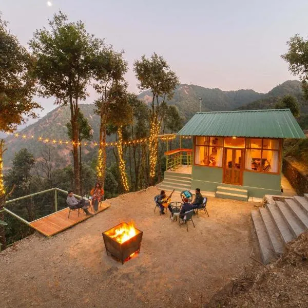 Zostel Plus Nainital (Naina Range), hotel v destinaci Nainital