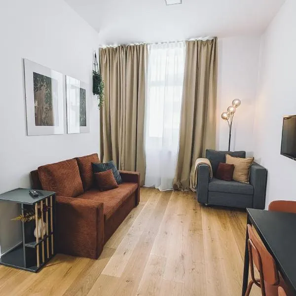 Suite 13 Orange Wood mit verschiedenen Schlafmöglichkeiten, hotel v destinaci Amberg