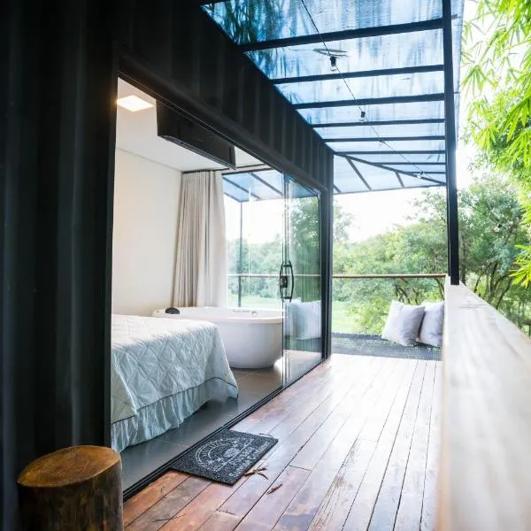 Pousada Sunrise Container, hotel v destinaci Araçoiaba da Serra