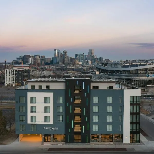 Courtyard by Marriott Denver Downtown West, hotel in Denver