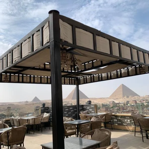 Pyramids Eternal View, готель у Каїрі