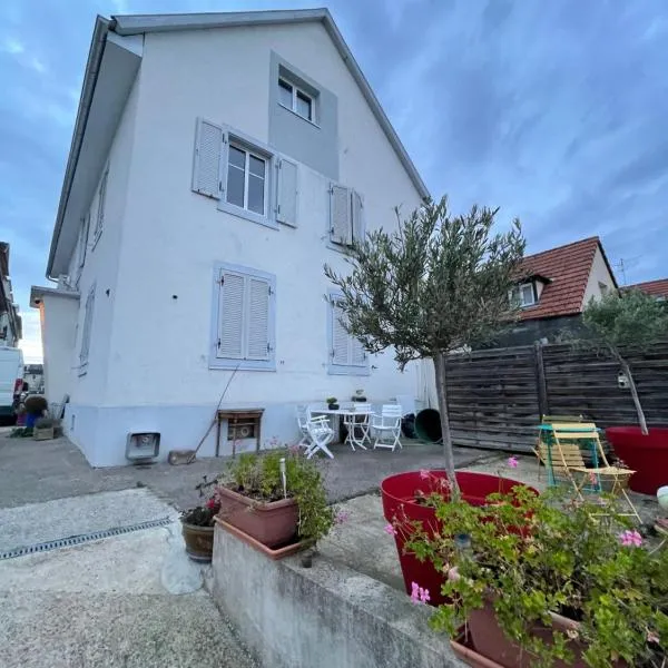 Le Cosy - Ateliers SNCF - Calme - Parking, hotel v destinaci Schiltigheim