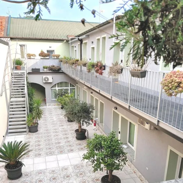 Il Giardino degli Ulivi P1, hotel v destinaci Lissone