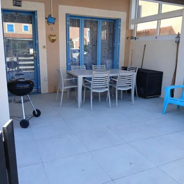 Maisonnette n 43" La Tortue " – hotel w mieście Frontignan