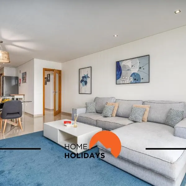 #249 Sapphire Shoreline Lodge by Home Holidays, hotel in Caliços