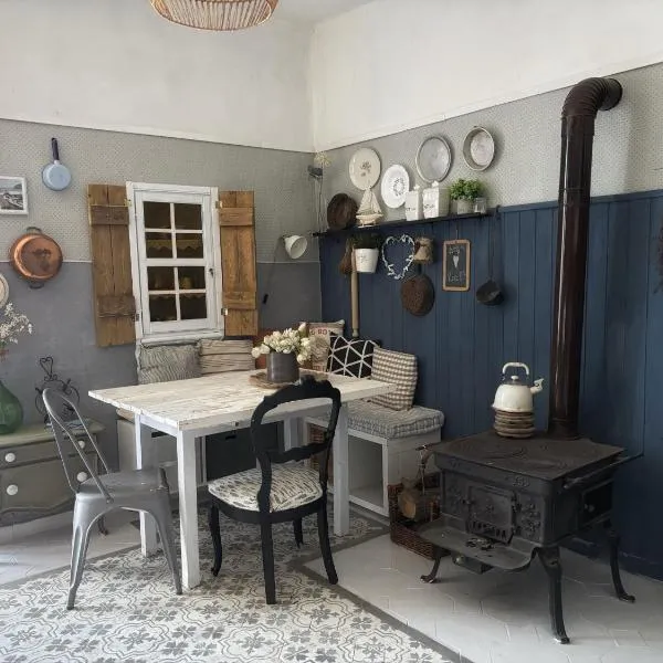 La casa dei nonni, hotel v destinaci Bracelli