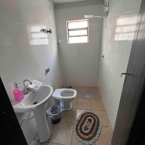 Apartamento Inteiro perto de tudo e garagem Um achado - Foto 3