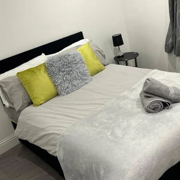 Sleek 2 Bed Oasis Croydon, Sleeps 6, hotel u gradu 'Croydon'