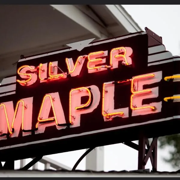 Silver Maple Inn, hotel in Bridgeport