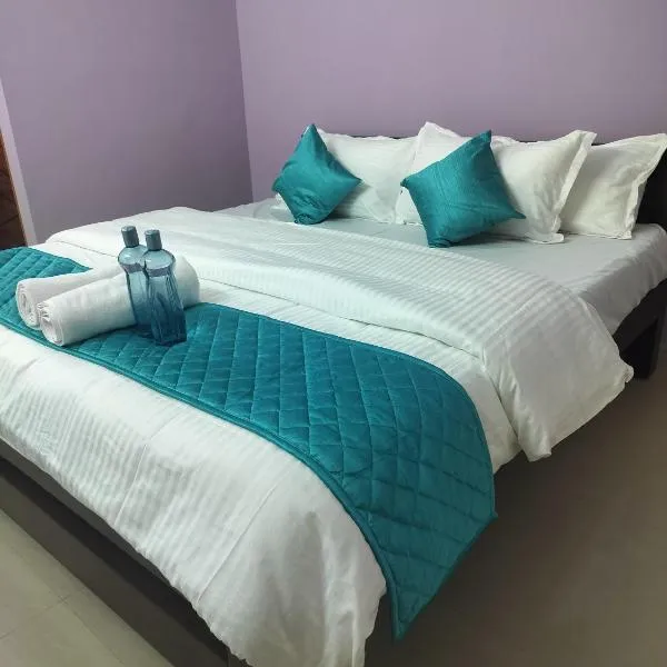 Rudhraksh Comfort Stay, hotel v destinaci Tiruvannamalai