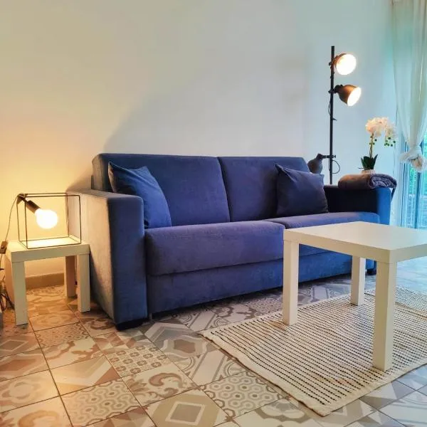 Carré d'Or - Studio lumineux à 5 minutes de la plage, hotel in Nice