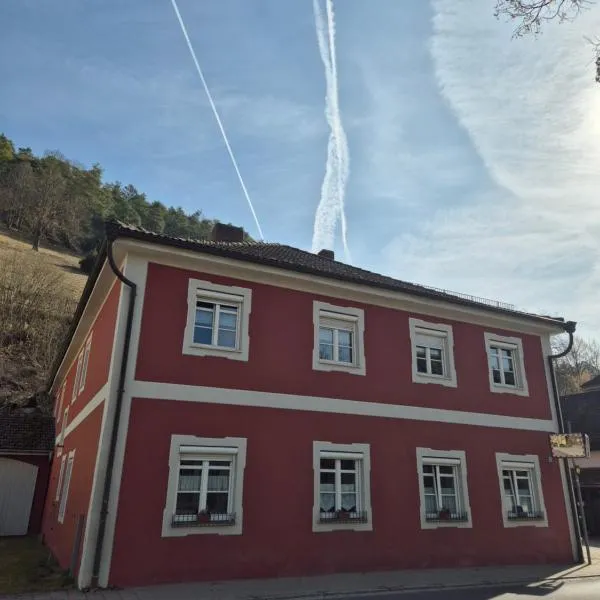 Ferienwohnung Meyer, hotel v destinaci Kinding