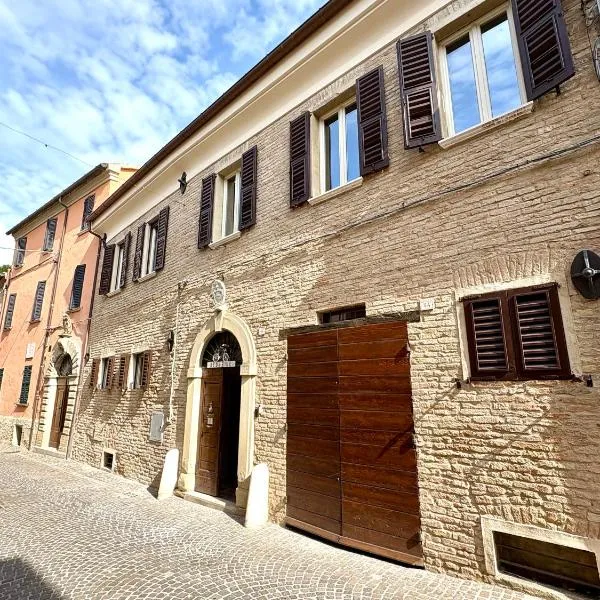 Antica Dimora Sforza Bed & Bike, hotel a Corinaldo