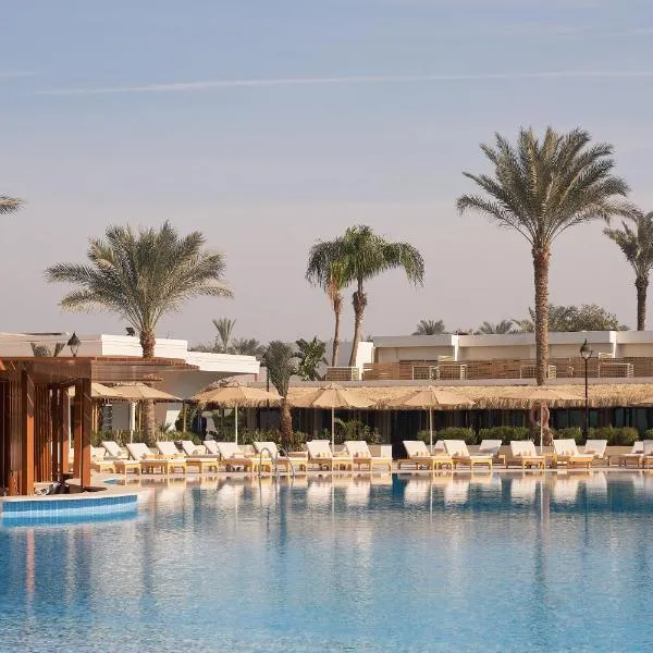 Pyramids Park Resort Cairo，位于开罗的酒店