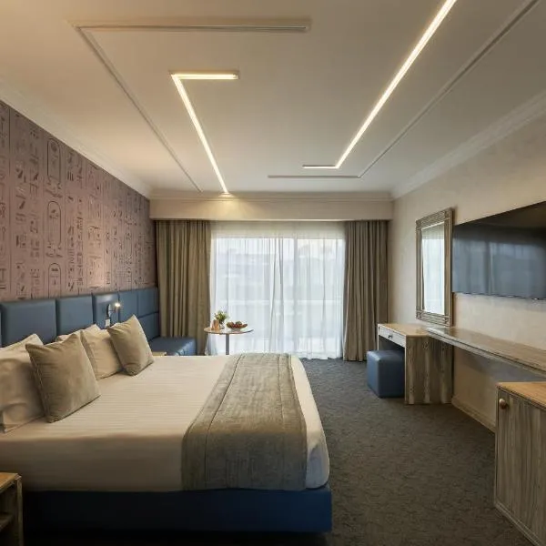 Pyramids Park Resort Cairo, hotel v Káhiře