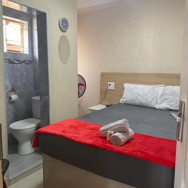 Maoba GuestHouse, hotel v destinaci Soshanguve