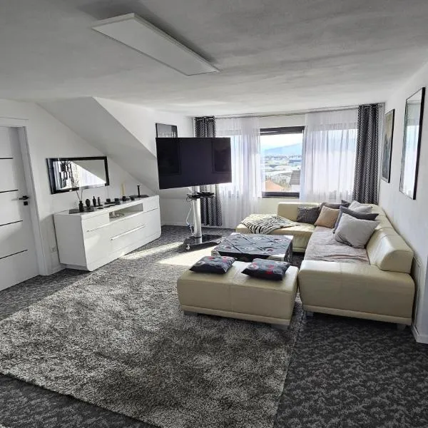 Apartament Mary privat Bistrita Nasaud Rumänien, ξενοδοχείο σε Bistriţa