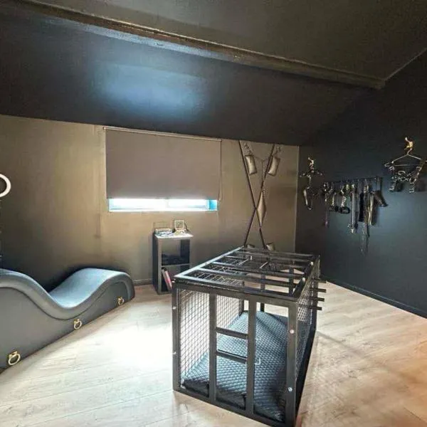 Charme & nous, hotel in Calais Saint-Pierre