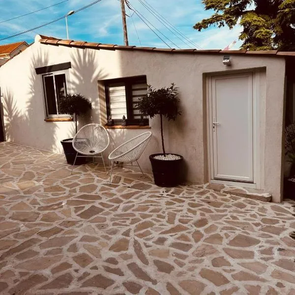 Le cabanon du Cannet, hotel v destinaci Le Cannet