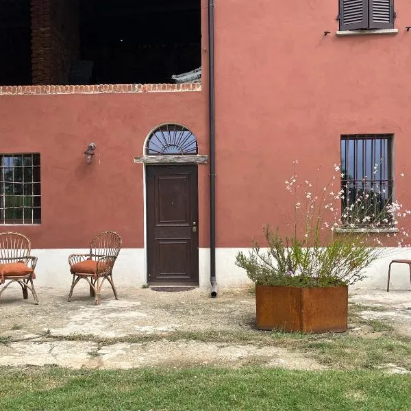 Cascina Mima - Monferrato, hotel v destinaci Quargnento