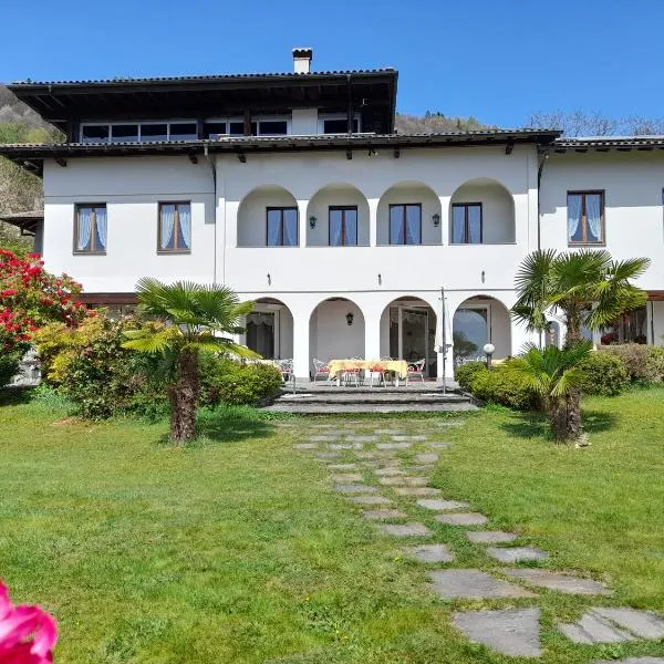 Villa Morissolina, hotel v destinaci Trarego