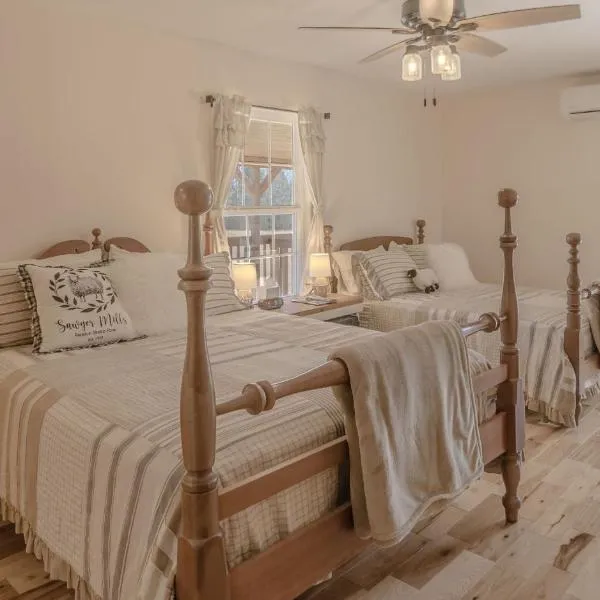 The Inn at Beulah Farm - The Pen, hotel in Whitley City