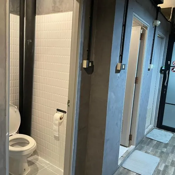 Brio Cafe and Hostel, hotel sa Godown