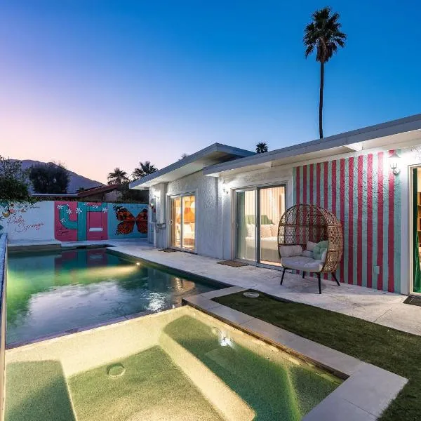 Lux Villa 5BR Pool, Putting Green, Bikes, Views!, hotel en Palm Springs