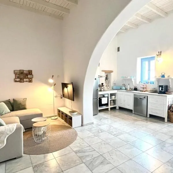 ''TSI TSI' traditional home & private Pool', hotel i Kalithies