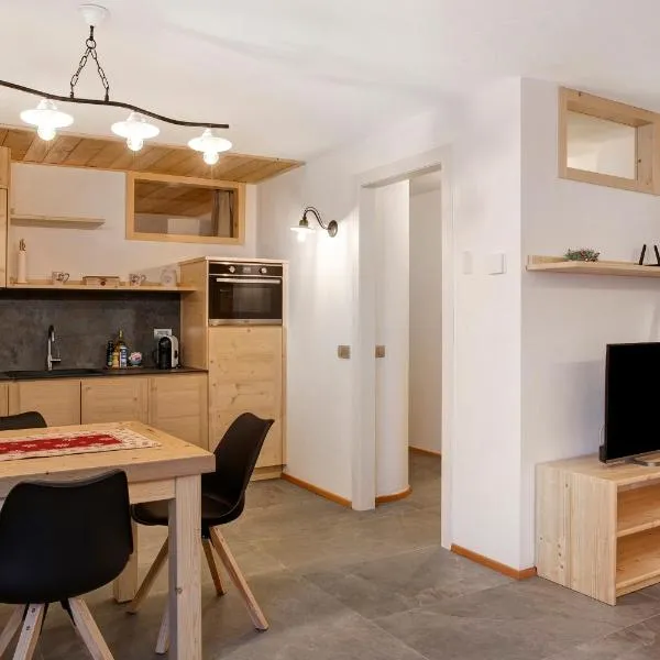 Appartamento Stella Alpina, hotel v destinaci Chiesa in Valmalenco