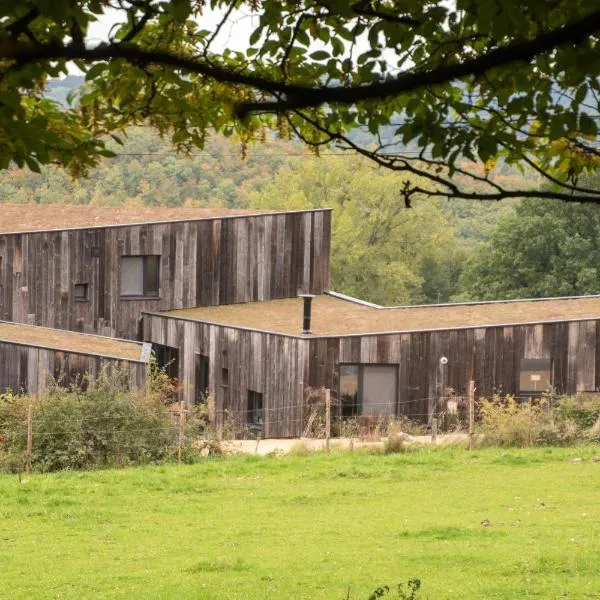 Maison d'Hôtes Cerf'titude, hotel v destinaci Érezée