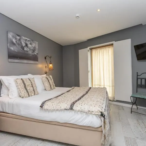 Casa da Praça Guest House, hotel in Sesimbra