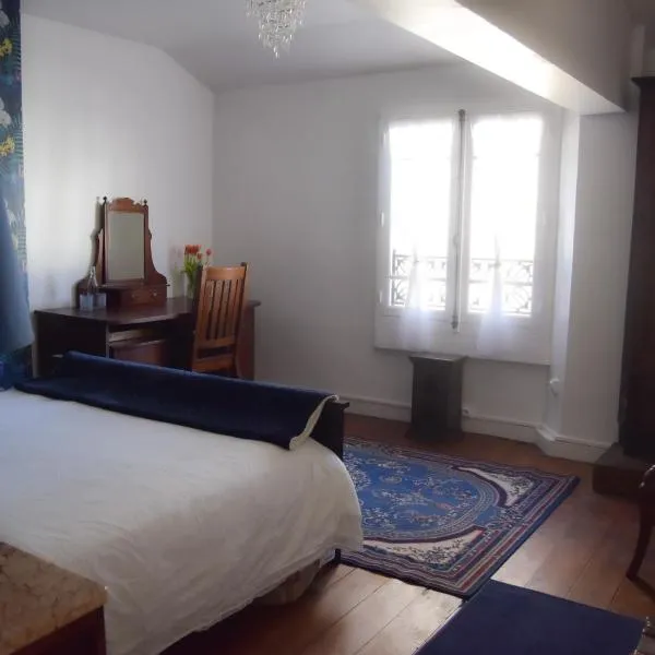 Maison Deux, hotel v destinaci Abzac