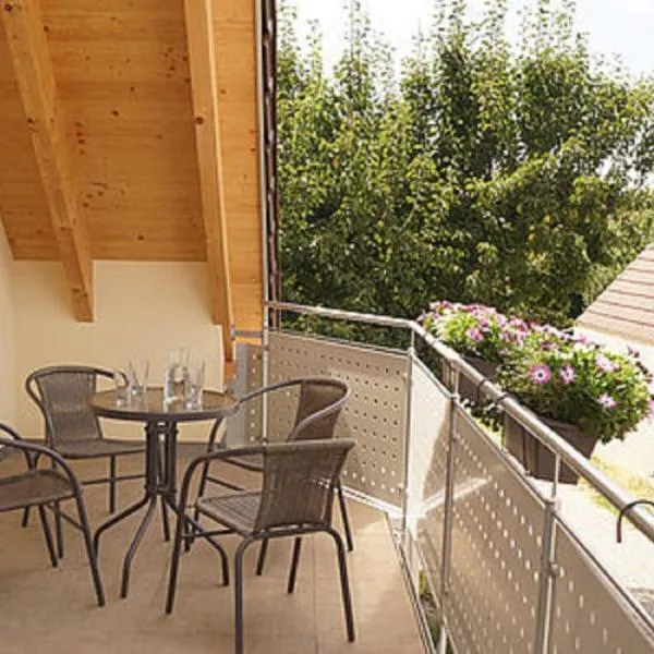 Winzerhof Weber, hotel in Buggingen