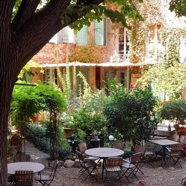 Maison de Fogasses, hotel in Avignon