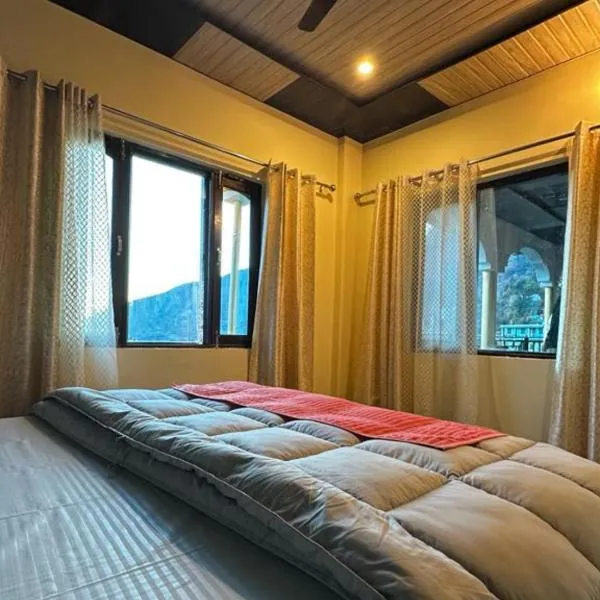Chopta Delights, hotel v destinaci Chopta