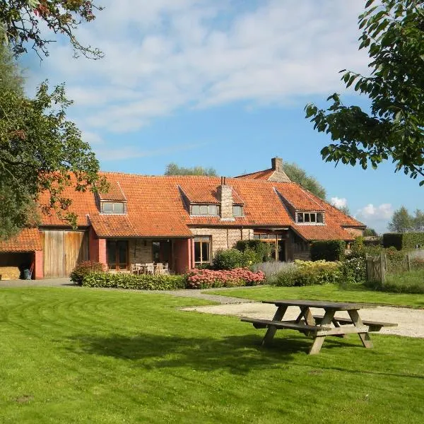 Petrus Wittebrood Hoeve, hotel v destinaci Dikkelvenne