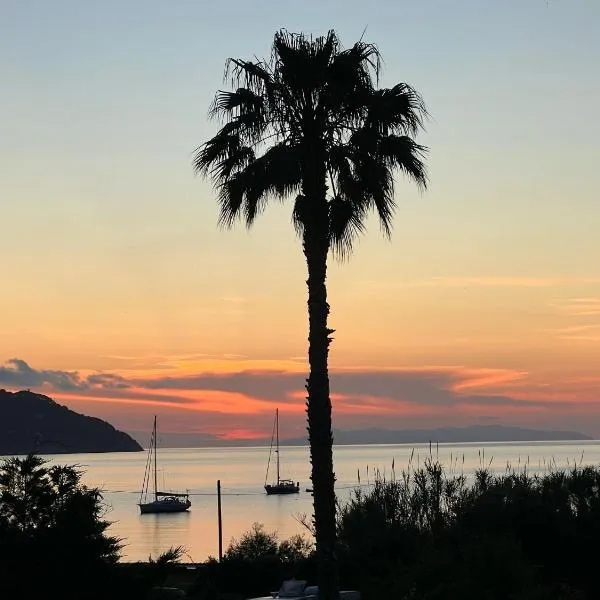 Appartamenti Lucry, hotel en Procchio