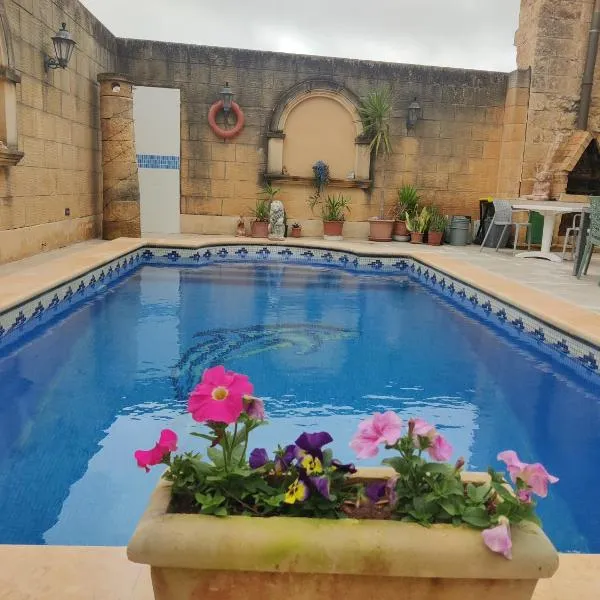 Tan-Namur Farmhouse B&B, hotel v destinaci Xewkija