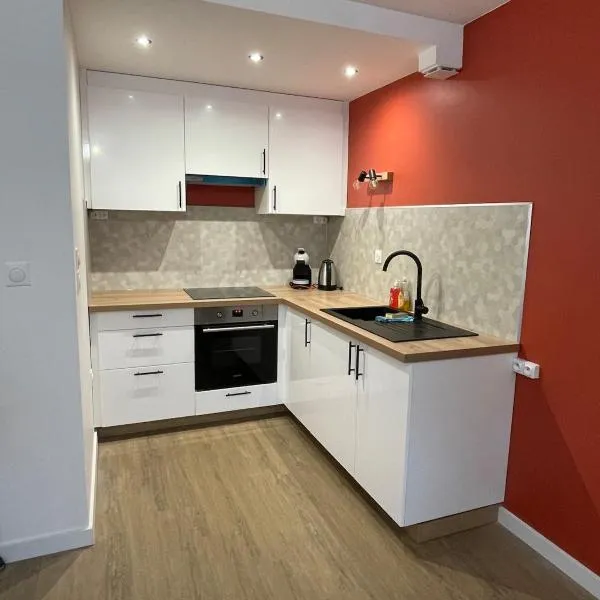 appartement cosy à 100m de la mer !, hotel in Cucq