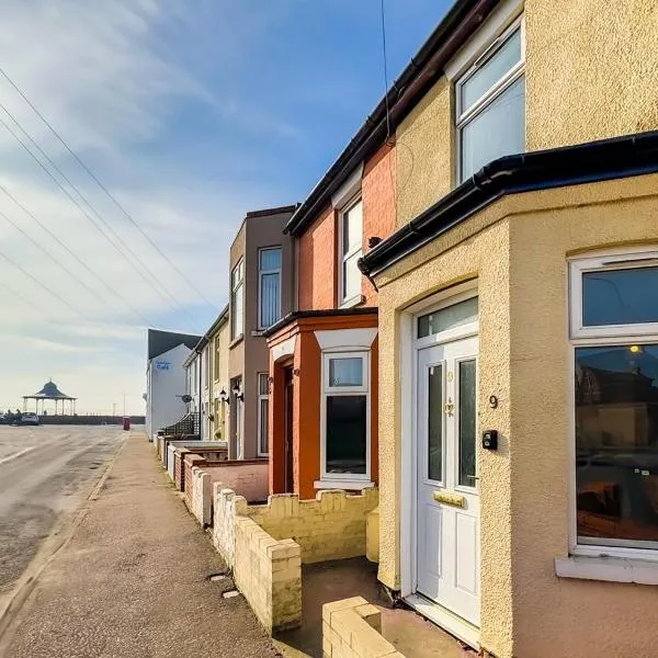 Pavilion - Beachfront Property, hotel in Gorleston-on-Sea