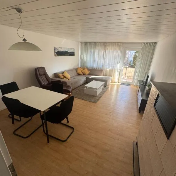 Zentral gelegene Wohnung nahe Flughafen und Messe, hotel a Filderstadt
